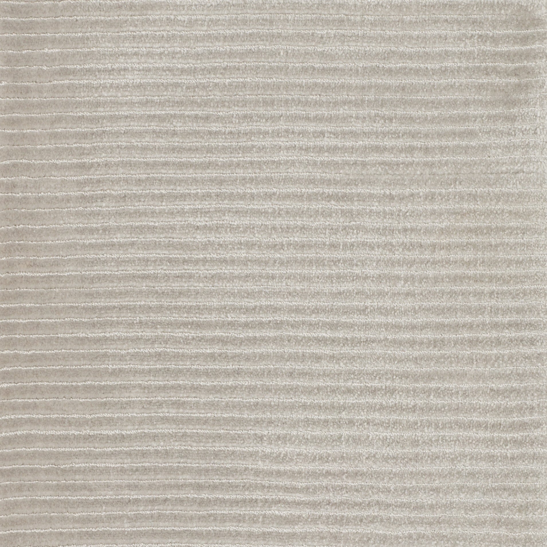 St Tropez: Silver Sail - 100% Tencel Carpet